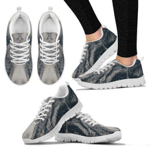 Load image into Gallery viewer, CANADA MOUNTAINS SNEAKERS - BN02
