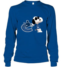 Load image into Gallery viewer, Vancouver Canucks snoopy sun glasses proud fan shirt