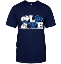 Load image into Gallery viewer, Snoopy loves Vancouver Canucks fan shirt